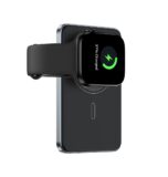 An Apple Watch charging on the AIRIX power bank's watch mount